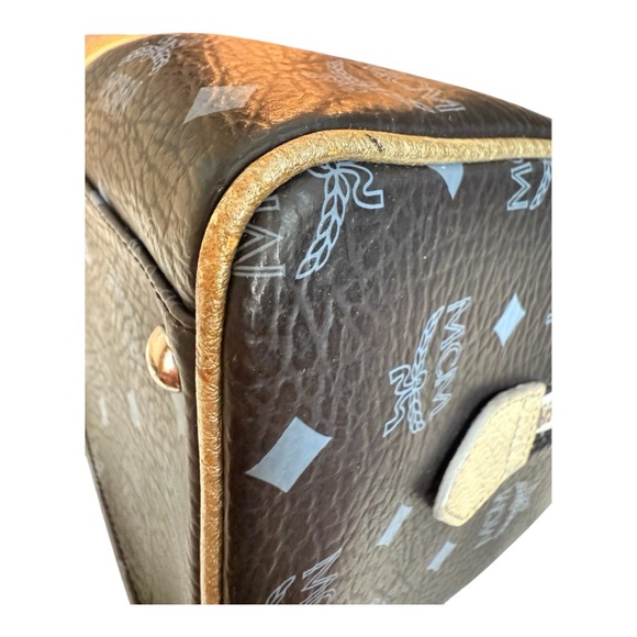 Vintage MCM Visetos Princess Lion Black Boston Bag, Limited Edition - Picture 10 of 14